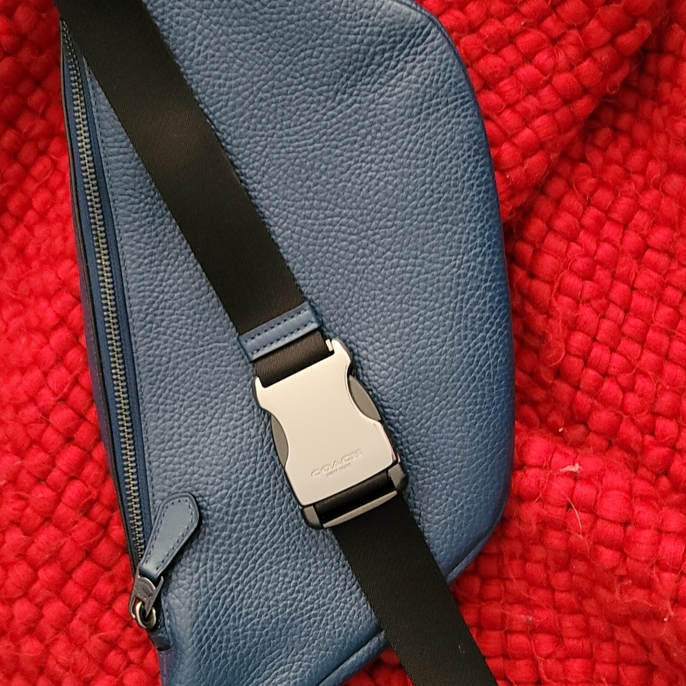 Coach men's belt bag with Horse and Carriage logo - Picture 3 of 3